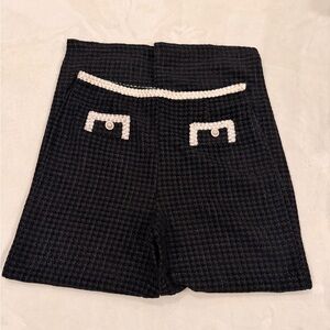 Black and White Tweed pants. Super cute!